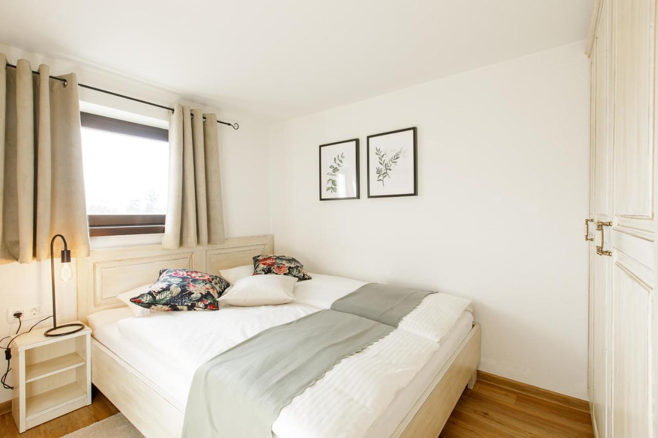 Alpinia Apartments 布莱德 外观 照片