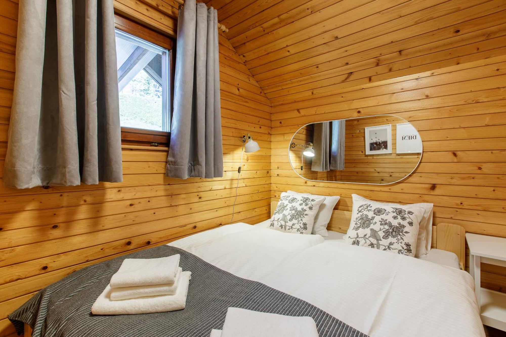 Alpinia Apartments 布莱德 外观 照片